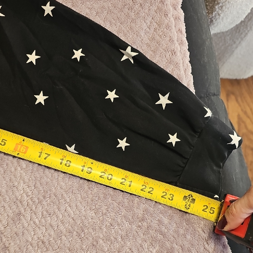 Black Star-Print Jogger Bottoms - Picture 4 of 5